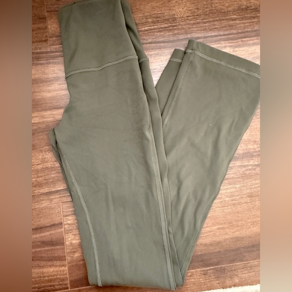 Lululemon Align High Rise Mini Flare - Picture 2 of 4